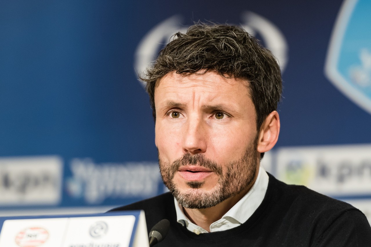 練戰術的調 練戰術的調