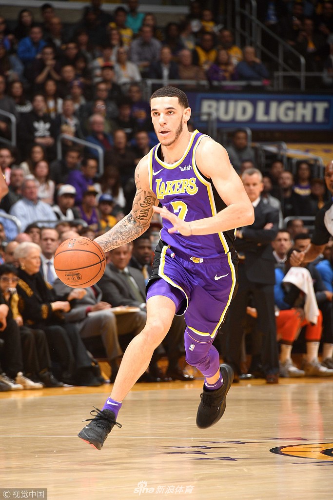 面对对手的 面对对手的